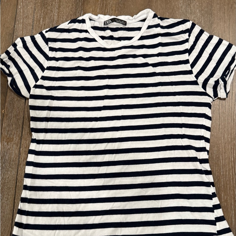 Zara Women's Black and White Striped Top